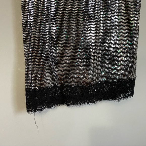 Zara Silver Mini Sequin Midi Skirt with Black Lace Trim - Picture 4 of 6